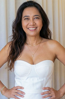 Monruedee, 44 from Bangkok, Thailand