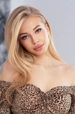 19 y.o. Varvara from Krakow, Poland - ID 984400