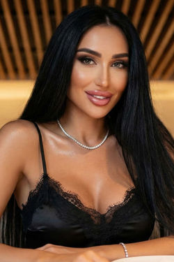 Dominican Bride:Siuzanna, 25 from Kyiv, Ukraine