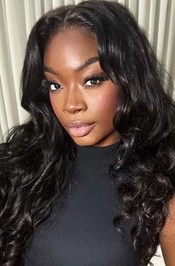 Ornella, 27 from Paris, France