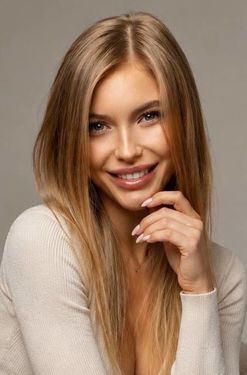Renata, 26 from Bucharest, Romania