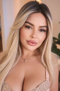 Alevtyna, 48 from Dubai, United Arab Emirates