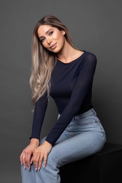 30 y.o. Anastasiia from Milan, Italy - ID 933944