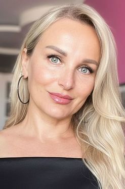 Diana, 58 from Tallinn, Estonia