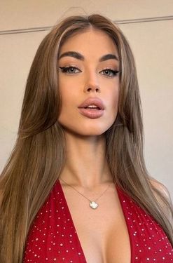 Khrystyna, 29 from Kyiv, Ukraine