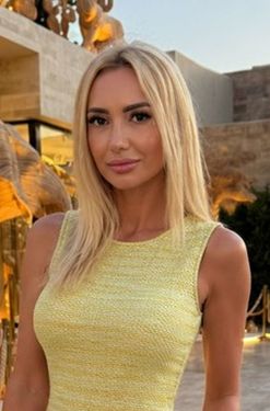 Irina, 46 from Prague, Czech Republic