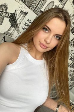 Nadiia, 23 from Miami, USA