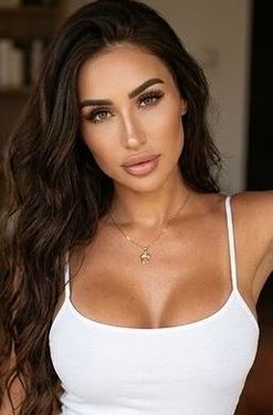 Romanian Brides:Siuzanna, 25 from Kyiv, Ukraine