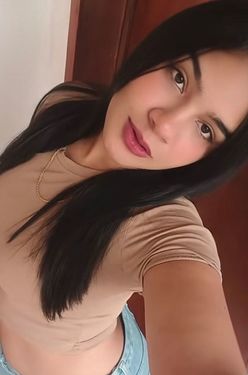 Luiselvy, 19 from Caracas, Venezuela