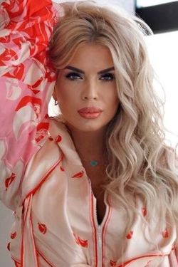 Yana, 38 from Kharkiv, Ukraine