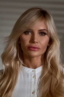 Alina, 41 from Burgas, Bulgaria
