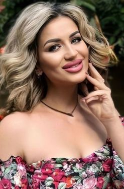 40 y.o. Liubov from Kryvyi Rih, Ukraine - ID 891799