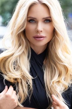 47 y.o. Valentyna from Frankfurt, Germany - ID 860643