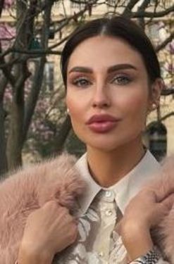 34 y.o. Karina from Paris, France - ID 882028