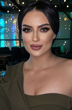 Marina, 27 from  Chişinău, Moldova