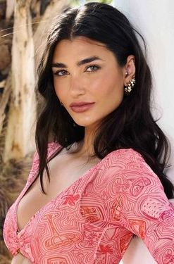 26 y.o. Camila from Curitiba, Brazil - ID 868028