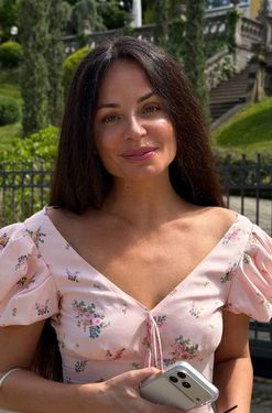Maryna, 46 from Vienna, Austria