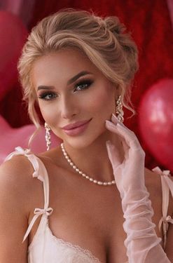 Italian Bride:Oksana, 33 from New York, USA