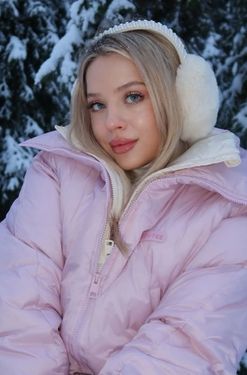 Greta, 26 from Burgas, Bulgaria