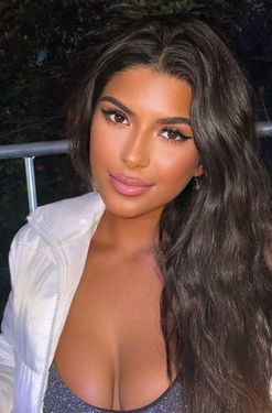 Isabela, 21 from Rio de Janeiro, Brazil