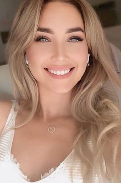 35 y.o. Iryna from Milan, Italy - ID 956358