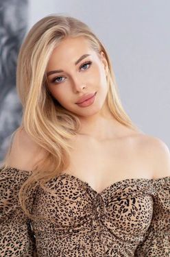 Varvara, 20 from Krakow, Poland