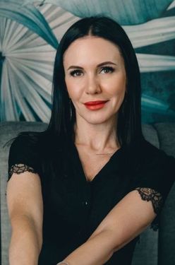 Iryna, 42 from Verona, Italy