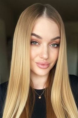 Inna, 25 from Linz, Austria