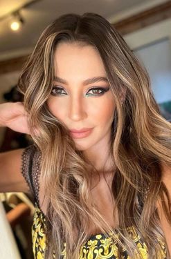 Alejandra, 32 from Medellín, Colombia