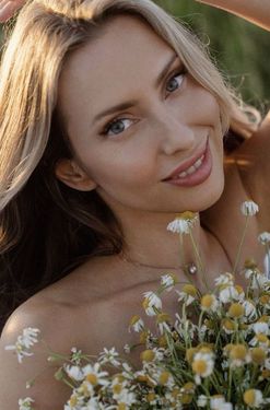 Palina, 37 from  Minsk, Belarus