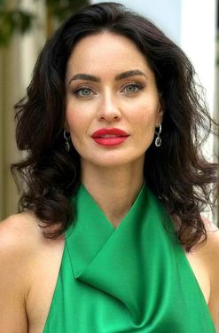 Yulia, 47 from Miami, USA